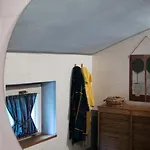 La Luna Nel Pozzo 4*