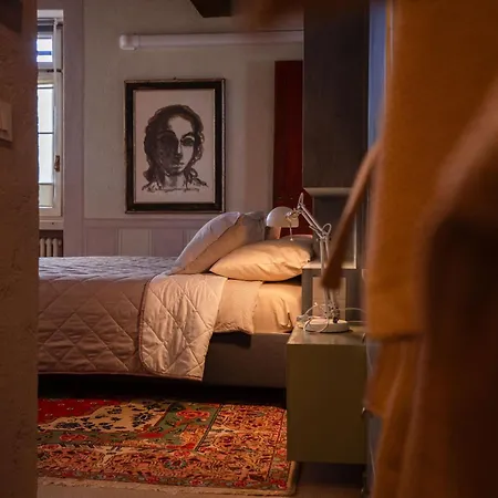 La Luna Nel Pozzo 4*