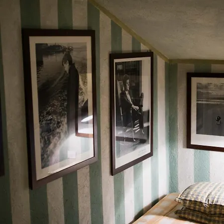 La Luna Nel Pozzo Guest house 4*