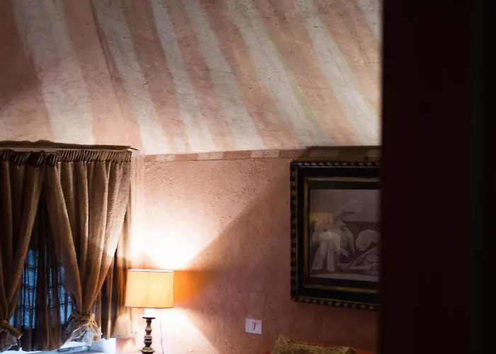 La Luna Nel Pozzo 4* Парма