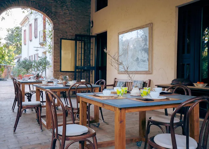 La Luna Nel Pozzo 4*