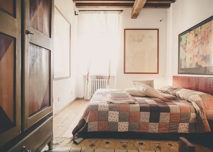 La Luna Nel Pozzo 4*